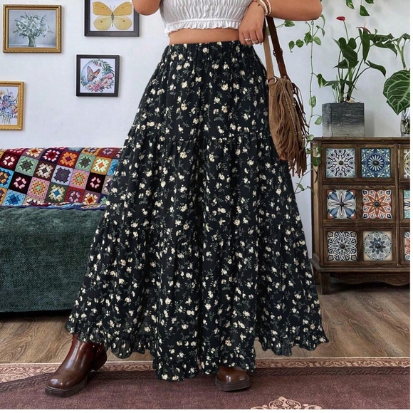 Boho Floral Print Stretchy High Waisted Ruffle Hem Maxi Skirt - Picture 5 of 10